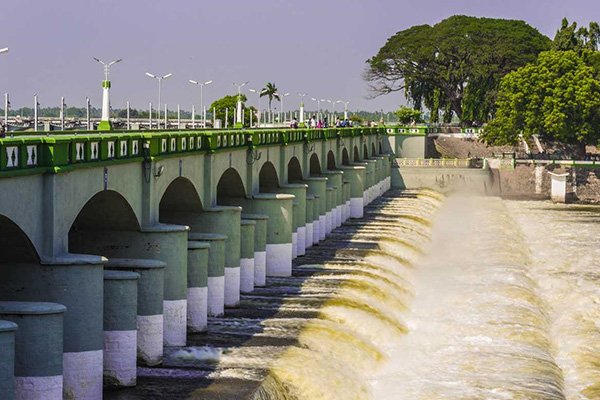 Kallanai-Dam