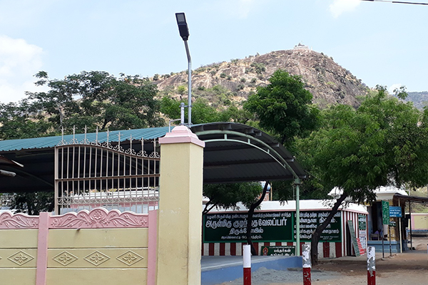 Kulanthai-Velappar-Temple
