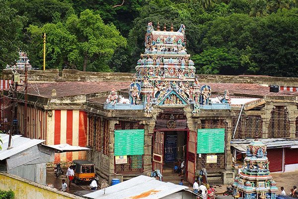 Thirukkuttralanathar-Temple