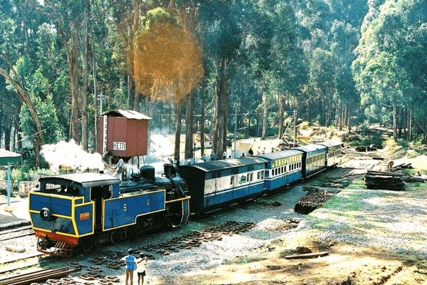 Toy Trian