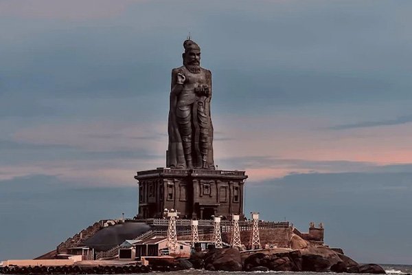 thiruvalluvar-statue